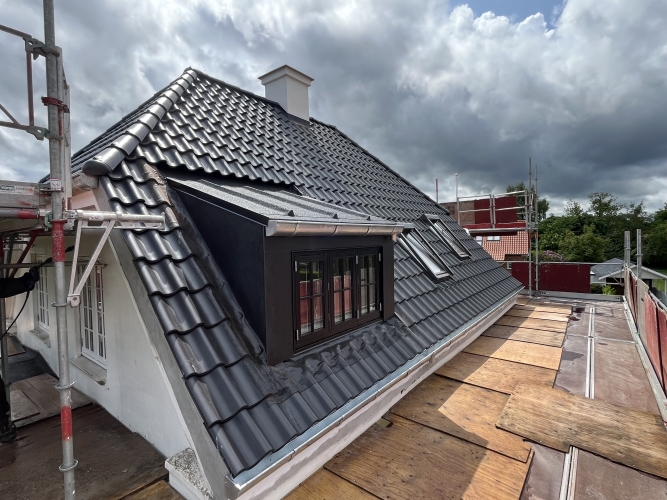 Nyt tag lagt i Hellerup, nær Lyngby